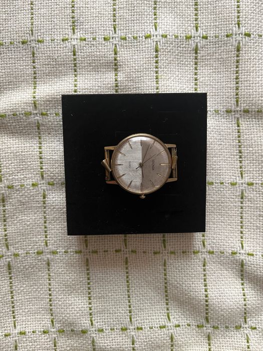 Годинник Seconda