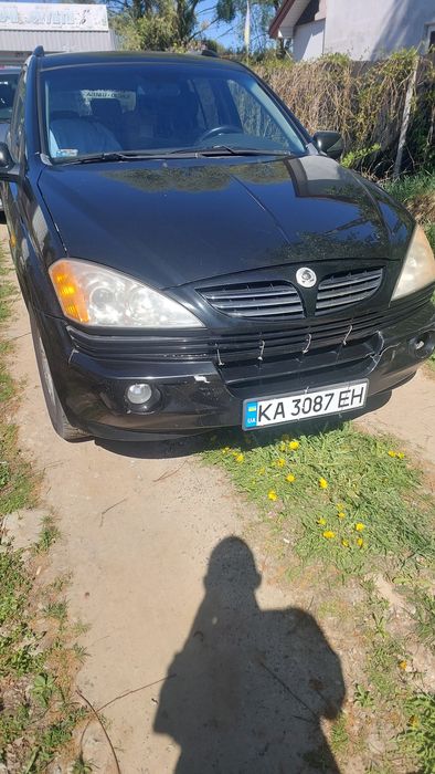 Автомобиль Санёнг  Кайрон