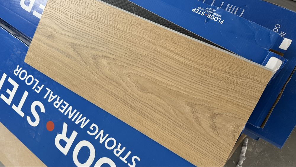 Pavimento vinicilo profissional - 6 caixas - Novo