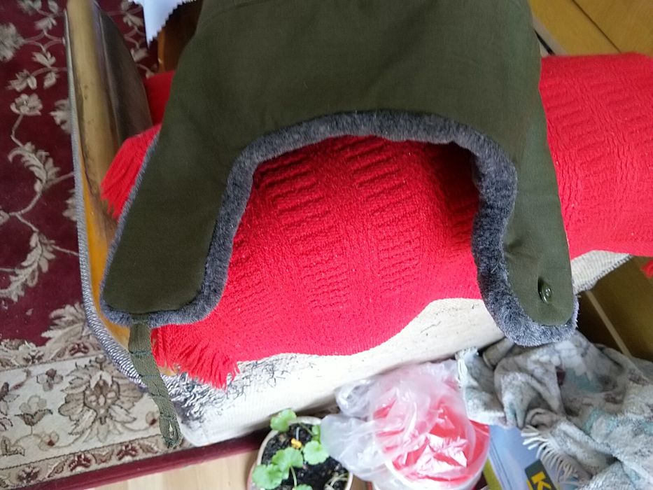 Czapka uszatka Czechosłowacja.