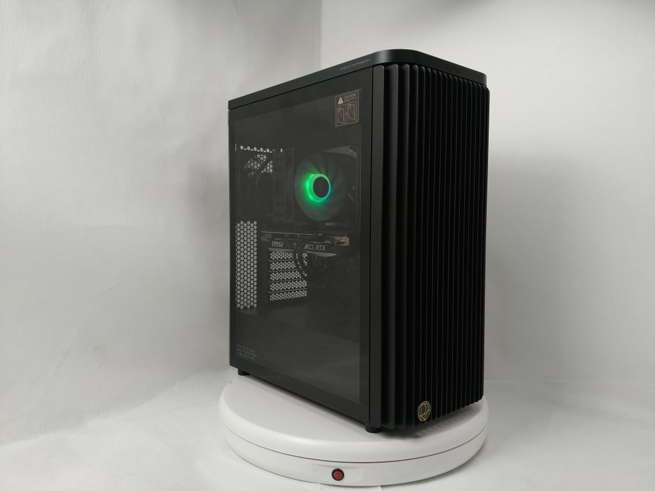 Komputer Gamingowy i9-14900,RTX 5070 Ti,128 GB,Win 11 Pro