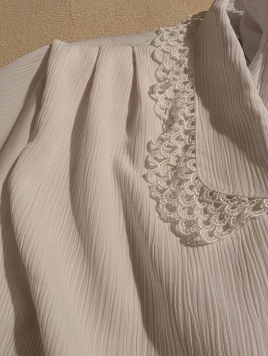 Damska bluzka z ażurowym kołnierzykiem roz.XXL