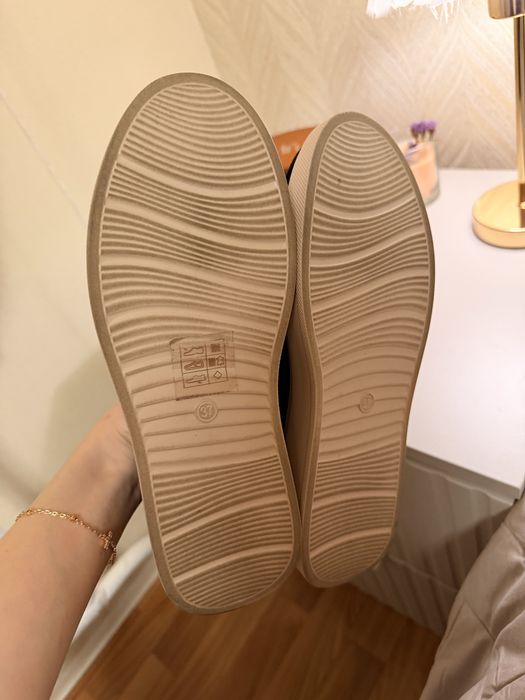 Жіночі замшеві лофери