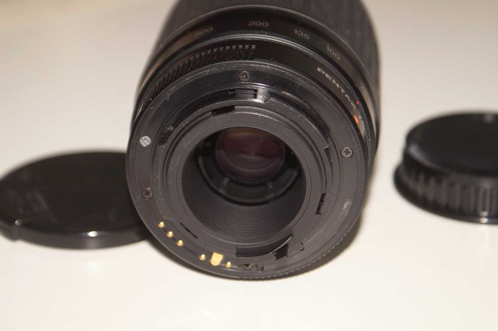 Pentax AF 75-300 f/4.5-5.8