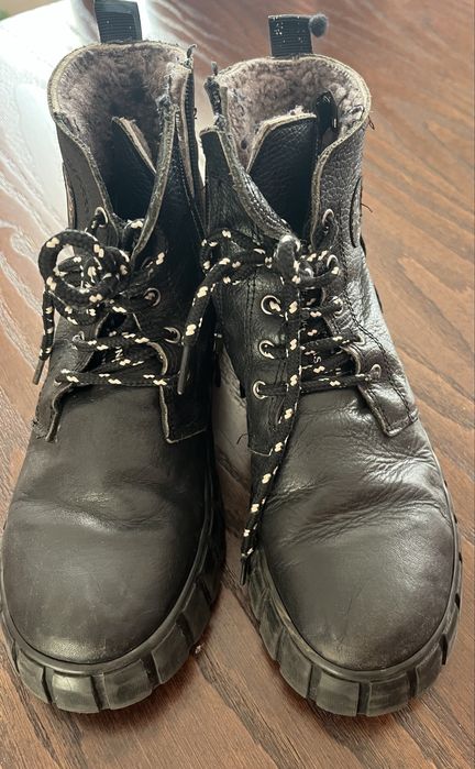 Зимове взуття для дівчинки, натуральна шкіра