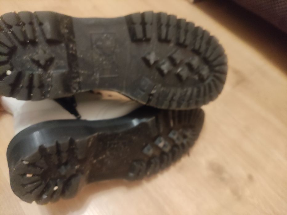 Buty Martens białe damskie