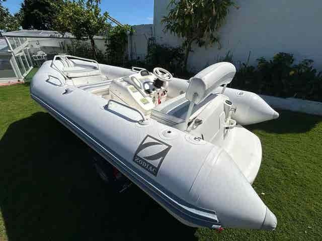 Semi rigido Zodiac projet 420