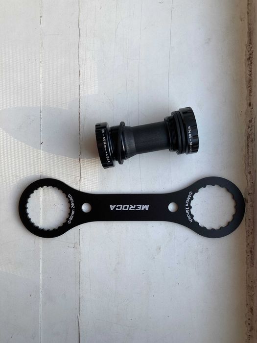 Ключ Каретка Hollowtech II  НОВОЕ