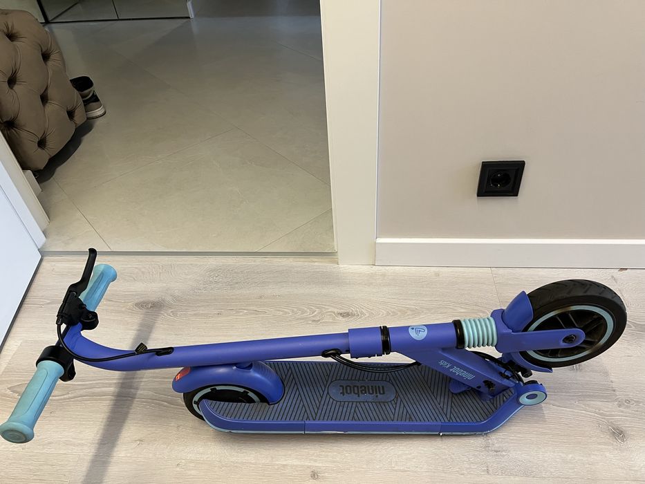 Дитячий електросамокат ninebot kids