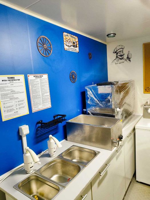 Prszyczepa gastronomiczna, gotowy biznes, kurczak z rożna, food truck