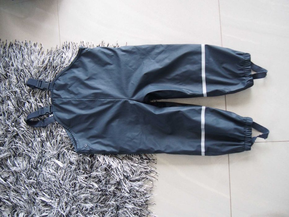 Spodnie przeciwdeszczowe 98-104 cm na polarku lupilu