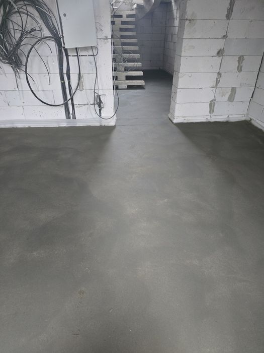 Стяжка пола штукатурка стяжка механізована.