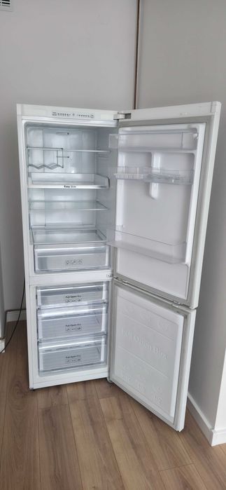 Lodówka Samsung Easy Slide. Używana Sporadycznie POLECAM