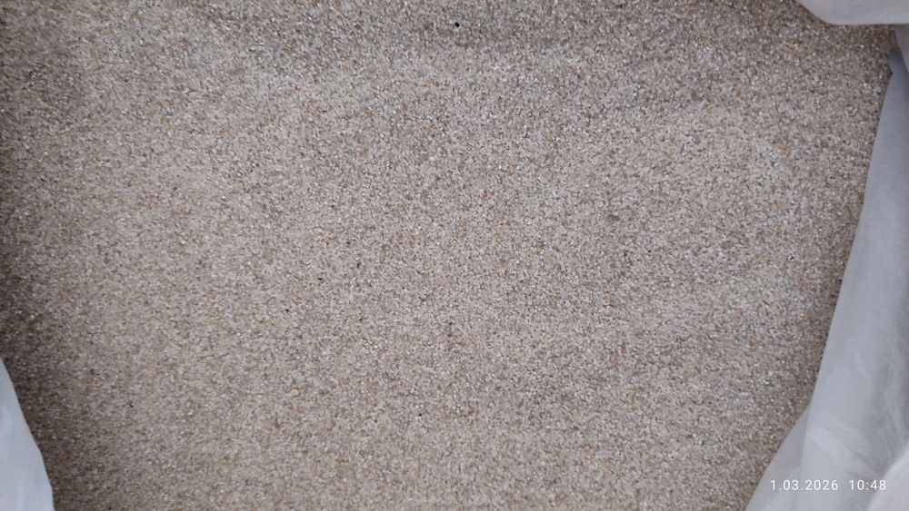 Piasek do akwarium o gratulacji 0,5 - 1,5 mm ok. 14 kg