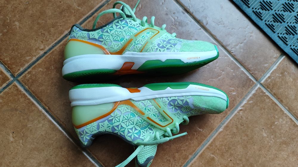Buty Adidas Adizero Ubersonic 38 2/3 damskie