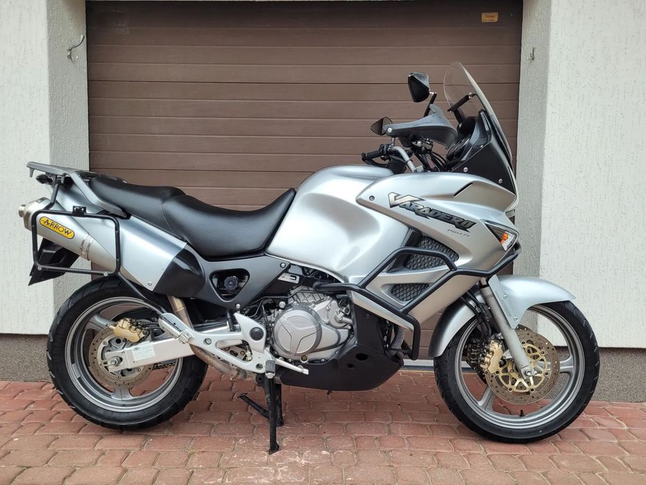 Honda Varadero Honda XL1000V Varadero - 2005 | 85 500km | Wydech Arrow