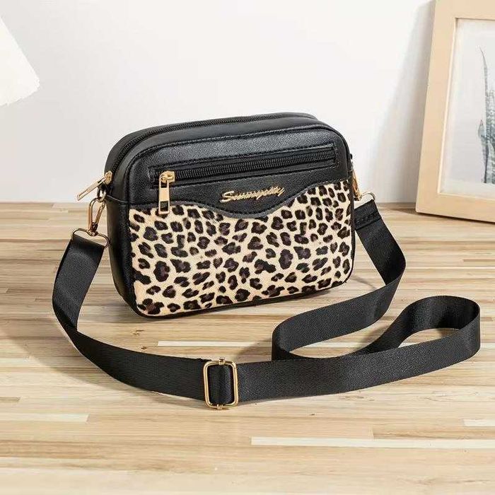 Зручні леопардові сумочки!