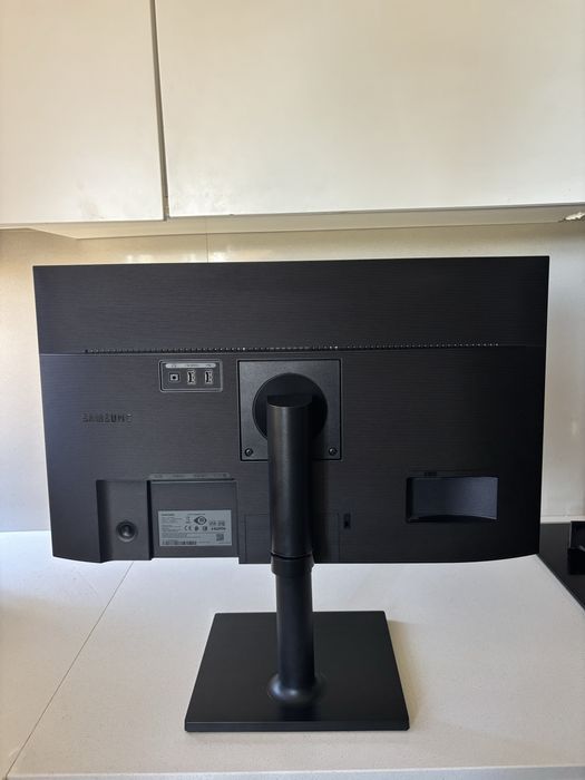 Monitor Samsung 27”