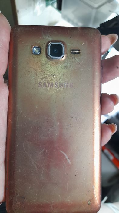 Телефон самсунг неробочий