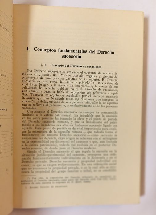 Derecho de Sucesiones, de Julius Binder

Editorial labor, S. A., 1933