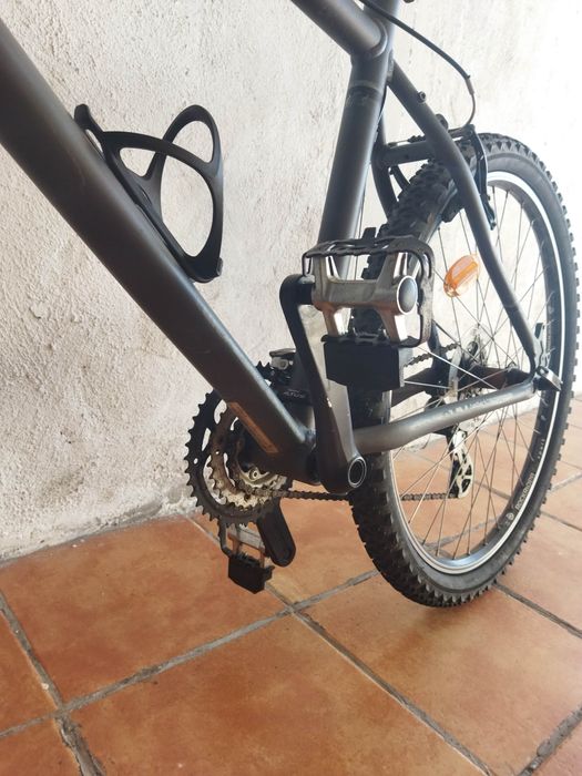 Bicicleta BTT rockrider muito pouco uso, boa de tudo