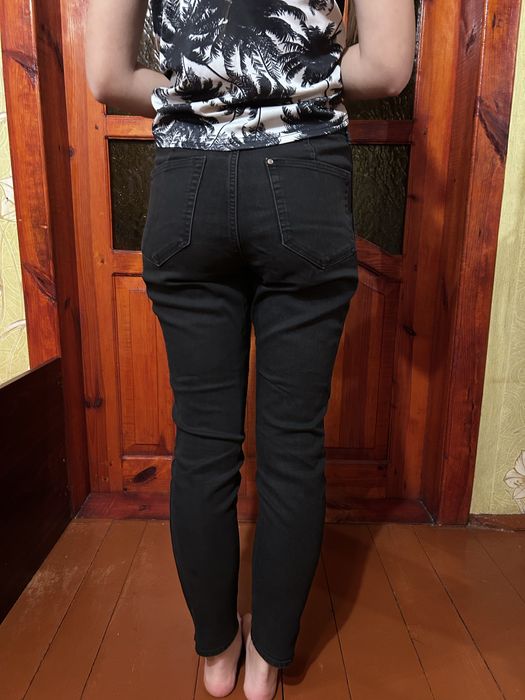 Джинси гарноі якості