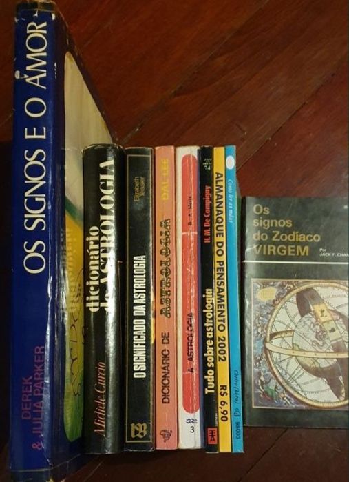 Livros de Astrologia, Tarot auto ajuda e outras ciencias.