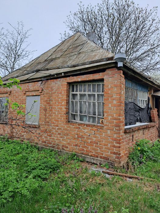 Продам будинок з пічним опаленням