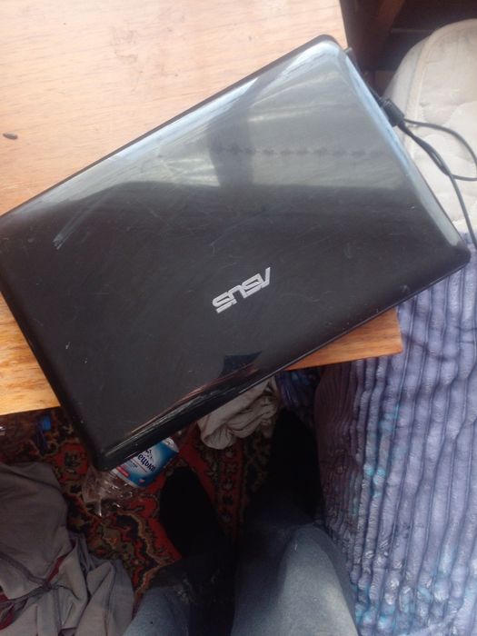 Ноутбук ASUS X52J