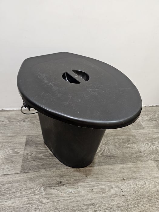 Нове пластикове відро-біотуалет із кришкою