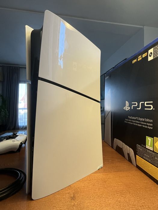 Ps5 Slim Digital + 2 comandos