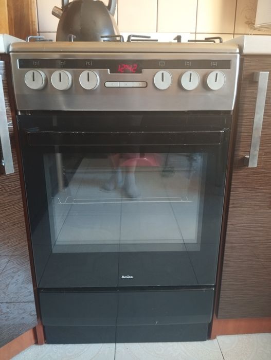 Sprzedam kuchnie wraz ze sprzętem