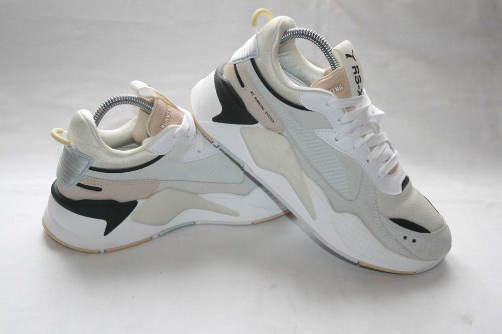 Кроссівки шкіряні  PUMA   роз.39 уст. 25см.