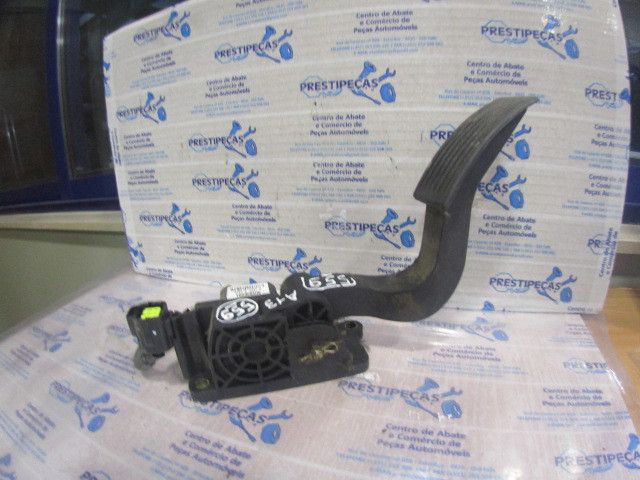 Pedal do acelerador KIA Rio II (JB)