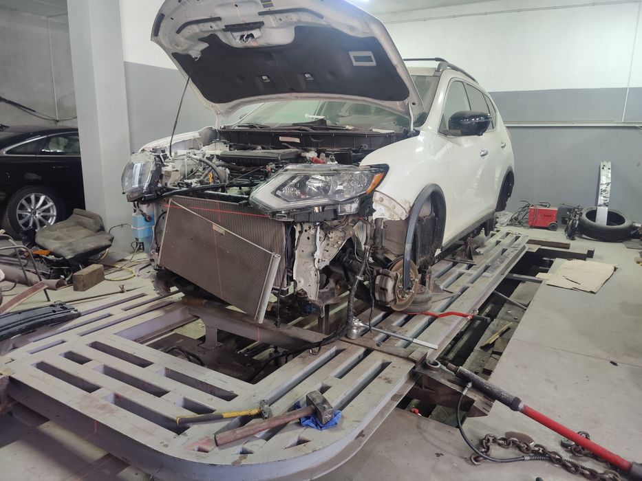 СТО Ремонт двигунів та ходової розвал сходження 3d