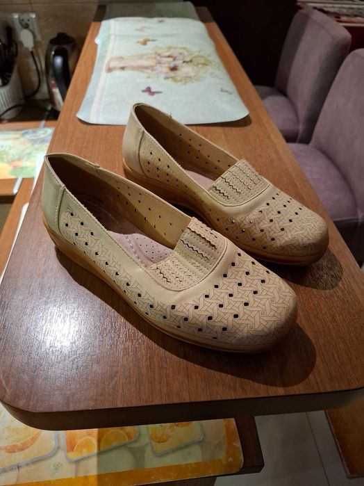 Buty damskie skórzane stan idealny Białystok