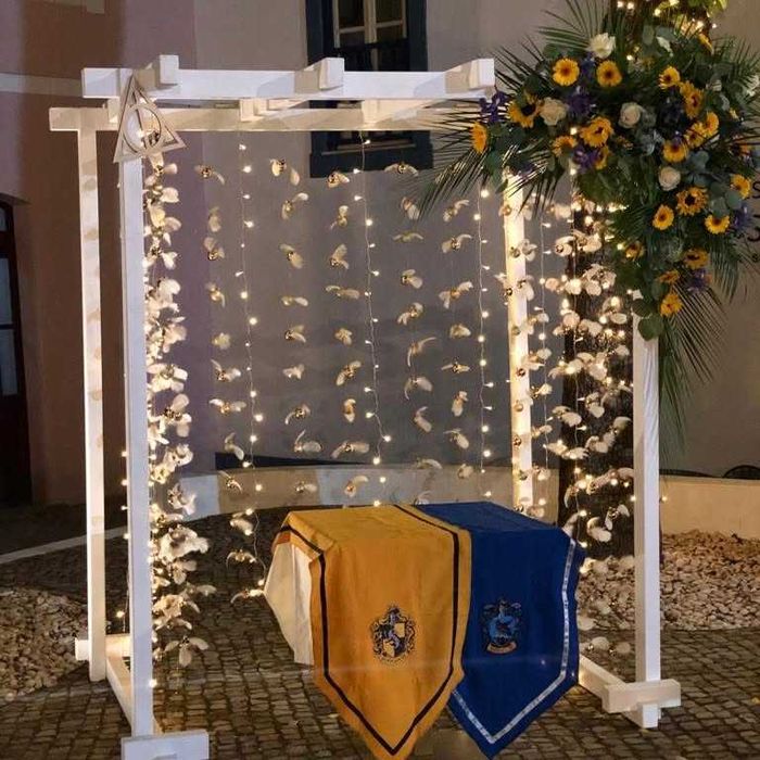 Arco Branco de Casamento em Madeira – Montável