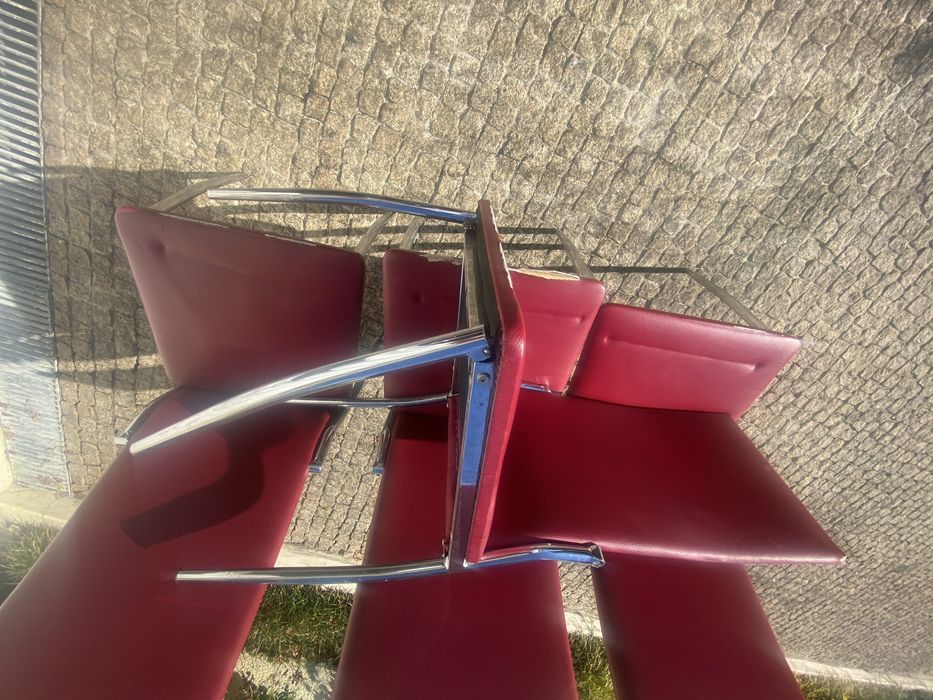 40 Chairs (Not Selling Individually, Want to Dispatch All)64550691978115123