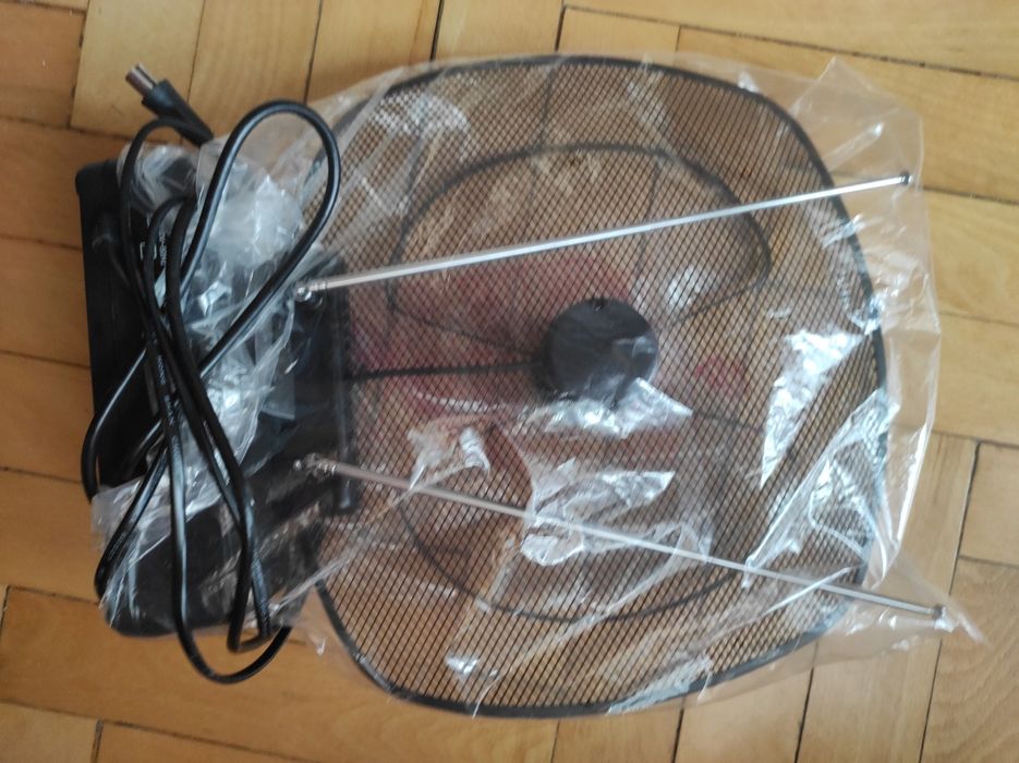 Antena pokojowa DIGITENNE TT2 TechniSat