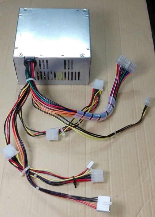 iLook 400W Power Supply Units64750637366659123