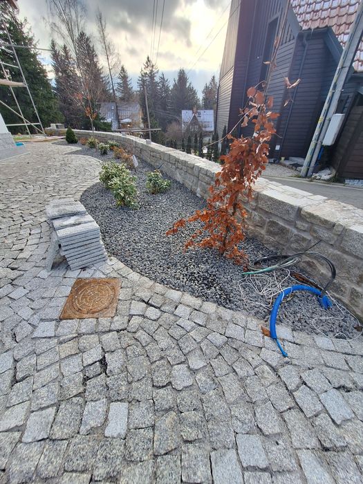 Elewacje z kamienia Granit układanie granitu kostka