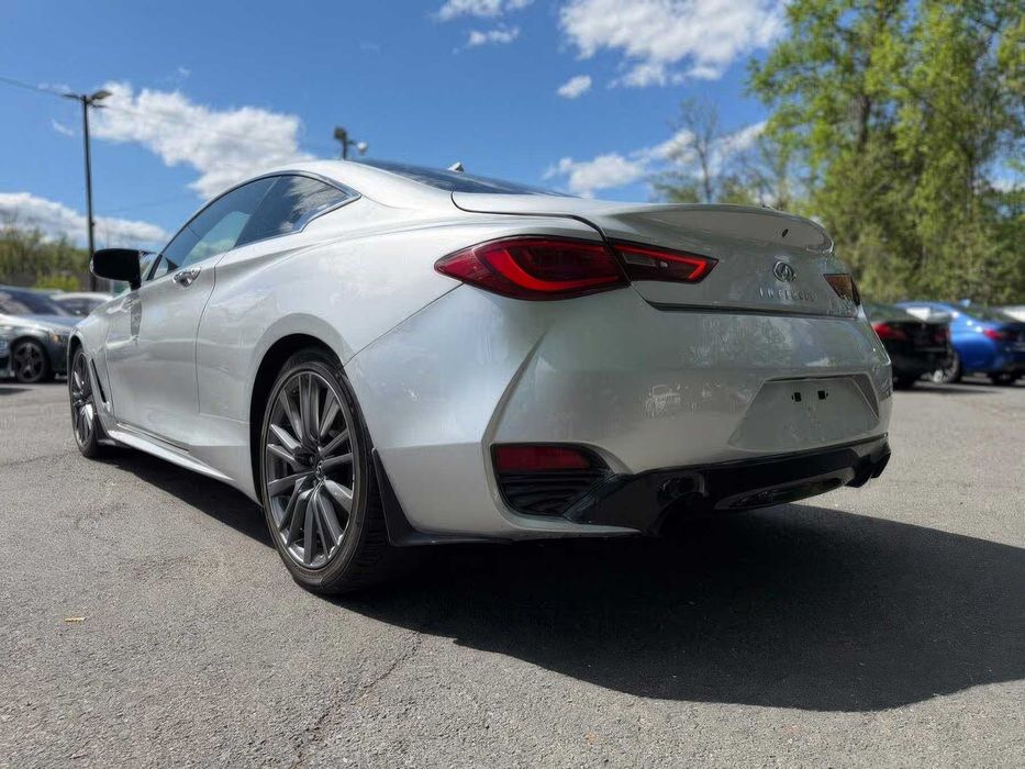 Infiniti Q60      2018