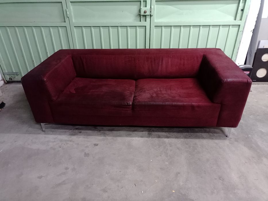 Sofá de 2 lugares camurça