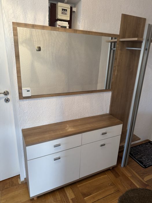 Komplet mebli do przedpokoju