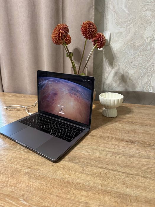 Macbook Pro 13 2019 I5 128 Gb Ідеал