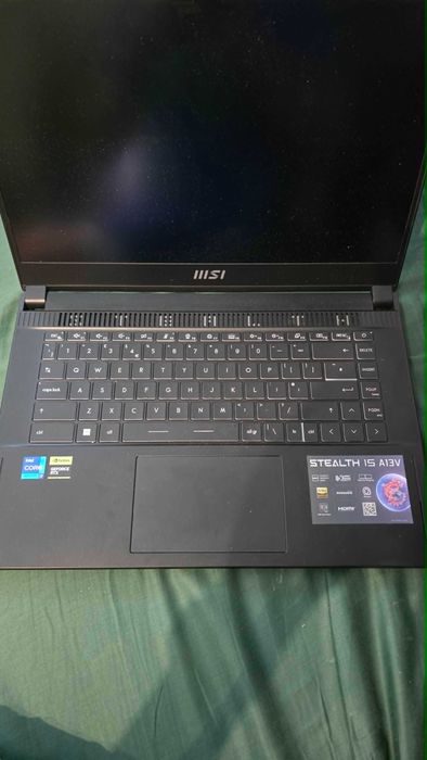 Laptop MSI Stealth 15 A13V i7 / RTX 4060