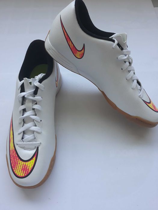 Nike Mercurial Vortex II IC N.º 40 - PROMOÇÃO