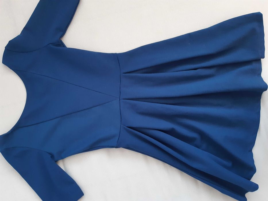 Sukienka stradivarius S