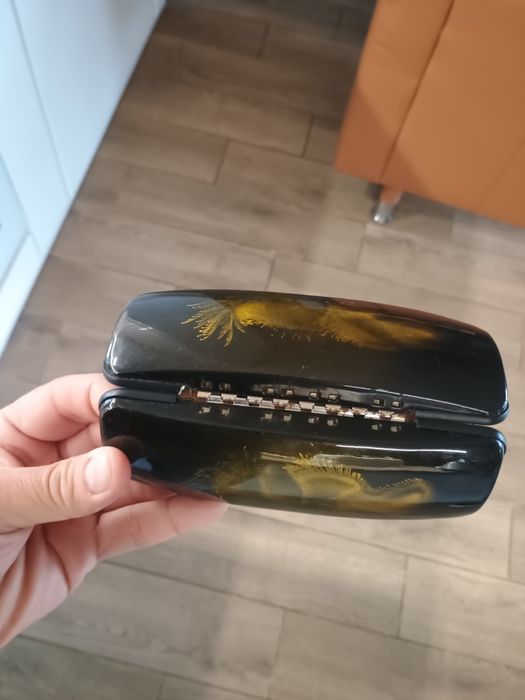 Etui z okularami PRL