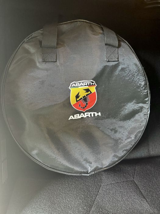 Новий Fiat 500e Abarth без пробігу